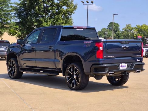 Used 2021 Chevrolet Silverado 1500 Custom Trail Boss w/ Safety Confidence Package AWD/4WD image 4