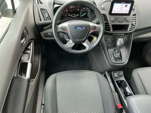 Used 2020 Ford Transit Connect XLT image 10