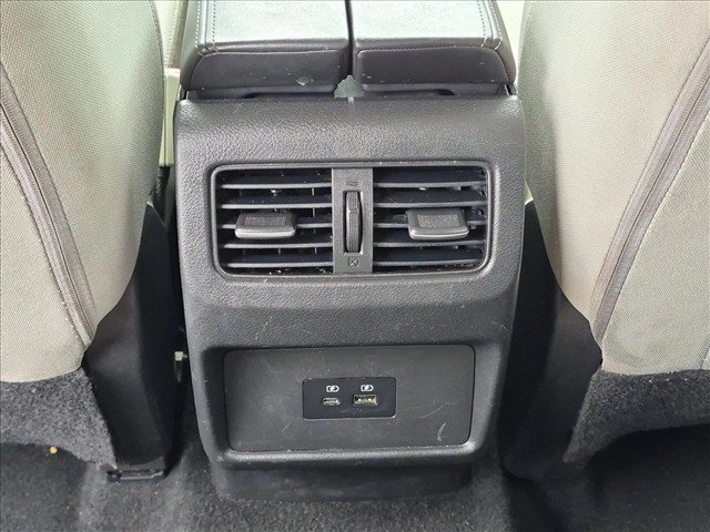 Used 2021 Nissan Rogue SV FWD image 14