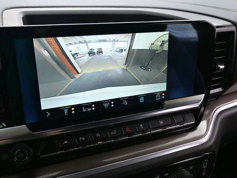 Used 2022 Chevrolet Silverado 1500 High Country image 27