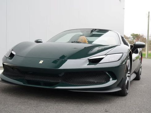 Used 2025 Ferrari 296 GTS RWD image 4