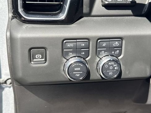 Used 2024 GMC Sierra 1500 Denali w/ Denali Reserve Package AWD/4WD image 36