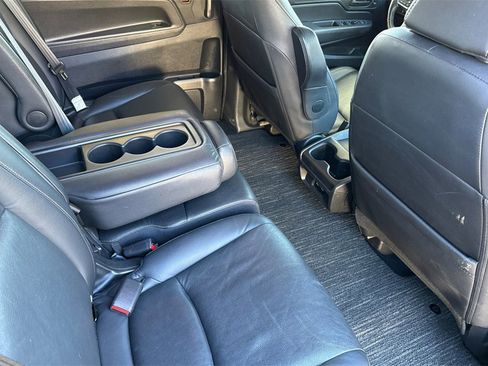 Used 2024 Honda Odyssey EX-L image 23