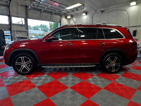 Used 2022 Mercedes-Benz GLS 450 4MATIC image 4