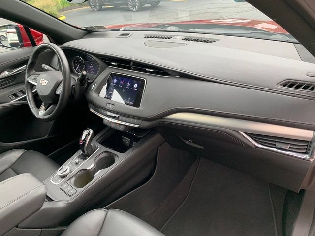 Used 2023 Cadillac XT4 Premium Luxury w/ Cold Weather Package AWD/4WD image 15