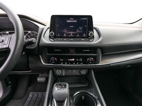 Used 2023 Nissan Rogue SV AWD/4WD image 17