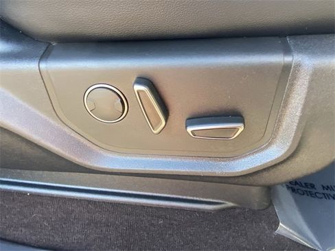 Used 2018 Ford F150 Raptor w/ Equipment Group 802A Luxury image 20