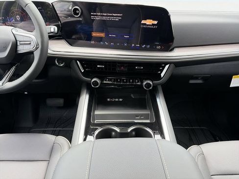 New 2026 Chevrolet Tahoe Premier w/ Sun And Tow Package AWD/4WD image 12
