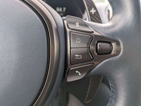 Used 2020 Aston Martin DBS Superleggera Volante RWD image 27
