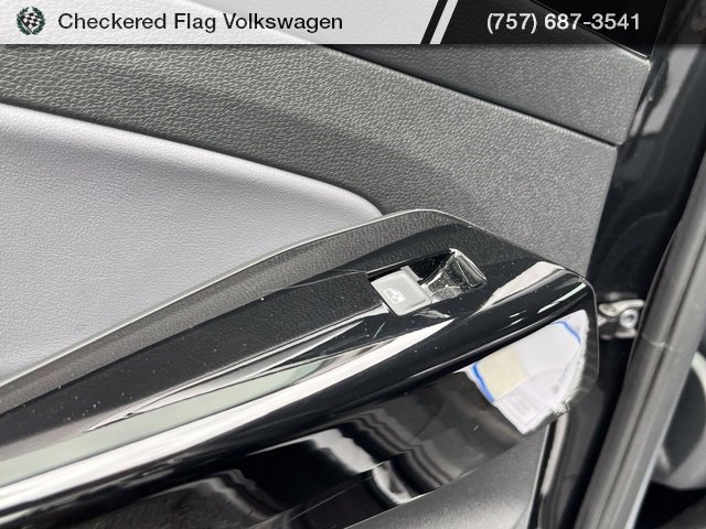Used 2022 Volkswagen ID.4 Pro AWD/4WD image 24