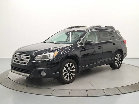 Used 2017 Subaru Outback 2.5i Limited AWD/4WD image 3