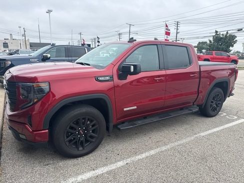 Used 2024 GMC Sierra 1500 Elevation w/ Elevation Premium Package AWD/4WD image 4