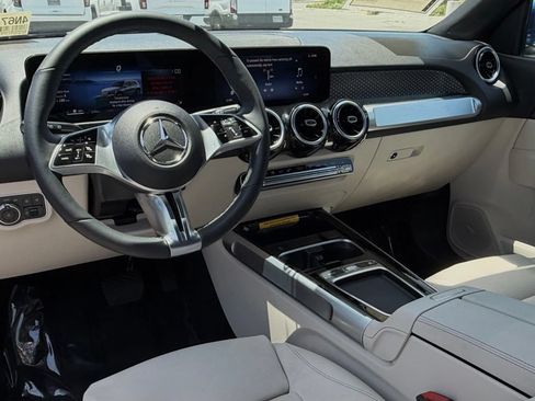 Certified 2026 Mercedes-Benz GLB 250 image 31