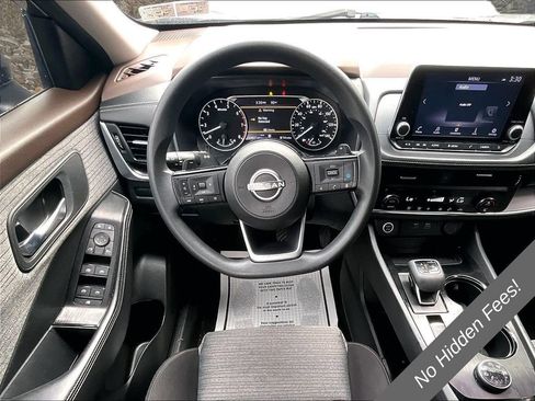 Used 2023 Nissan Rogue SV AWD/4WD image 5