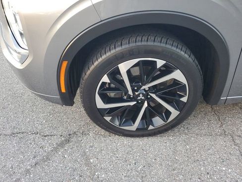 Used 2022 Mitsubishi Outlander SEL image 17