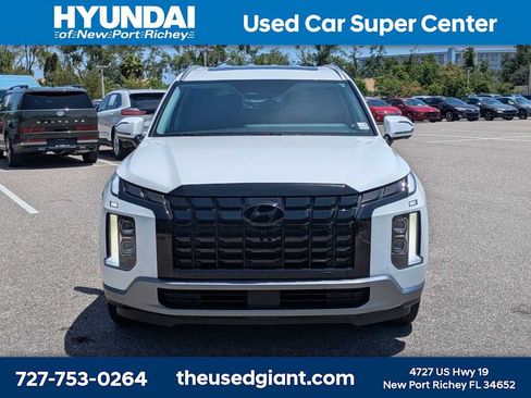 Certified 2025 Hyundai Palisade SEL FWD image 8