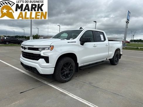 Used 2024 Chevrolet Silverado 1500 RST w/ Convenience Package II AWD/4WD image 2