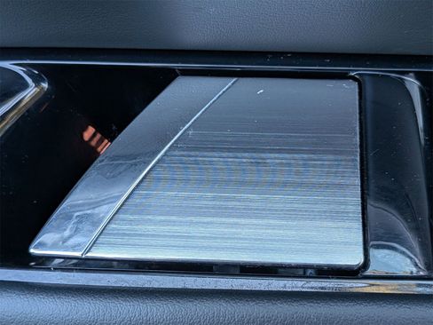 Used 2024 Cadillac Lyriq Sport image 37