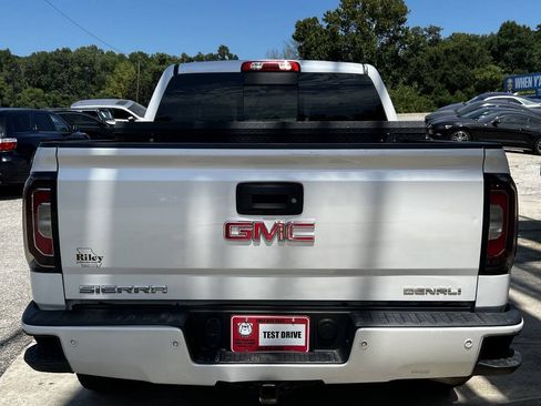Used 2016 GMC Sierra 1500 Denali AWD/4WD image 5