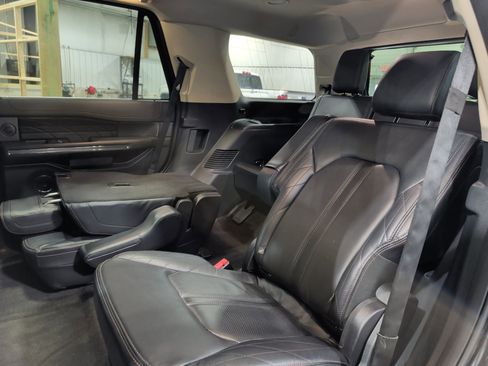 Used 2020 Ford Expedition Platinum image 9