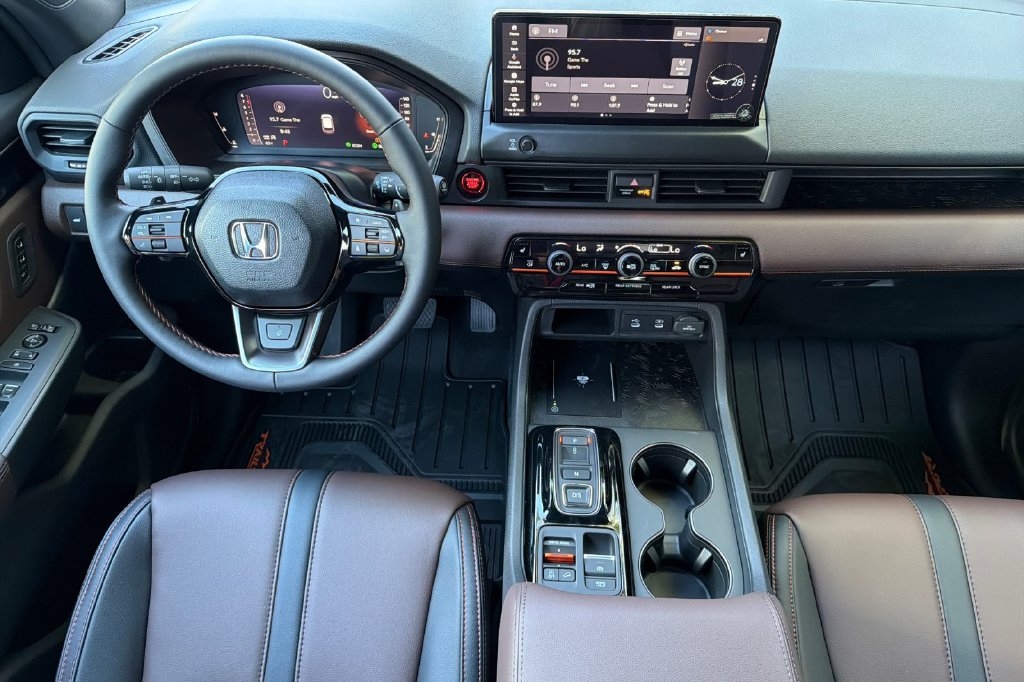 New 2026 Honda Pilot TrailSport image 9