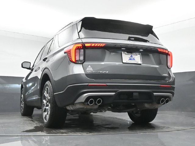 Used 2025 Ford Explorer Platinum w/ Ultimate Package AWD/4WD image 15
