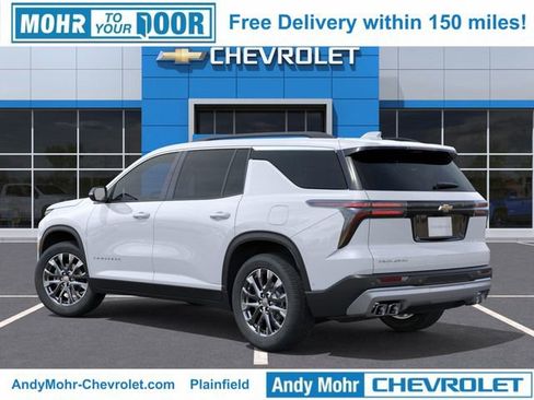 New 2026 Chevrolet Traverse LT w/ Sun and Wheel Package image 3