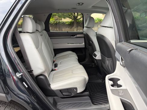 Used 2022 Hyundai Palisade SEL w/ 8P Bench Seat Package AWD/4WD image 27