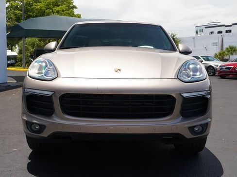 Used 2016 Porsche Cayenne AWD/4WD image 23