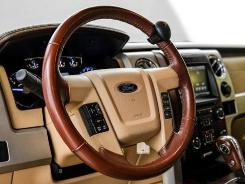 Used 2014 Ford F150 King Ranch w/ King Ranch Luxury Package AWD/4WD image 19