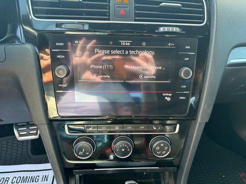 Used 2021 Volkswagen GTI SE FWD image 20