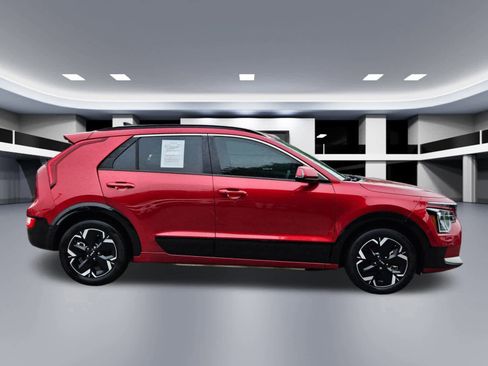 Used 2023 Kia Niro Wind image 7