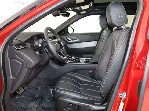 Used 2023 Land Rover Range Rover Velar R-Dynamic S image 13