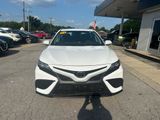 Used 2024 Toyota Camry SE image 2