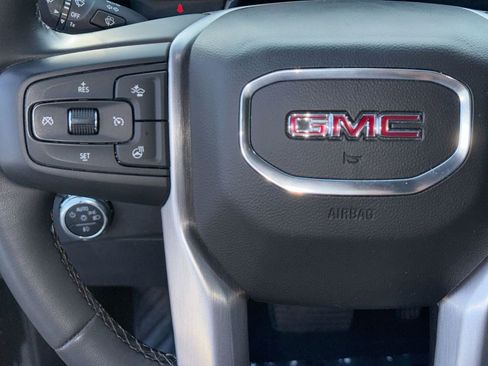 Used 2023 GMC Sierra 1500 SLT w/ X31 Off-Road Package AWD/4WD image 18