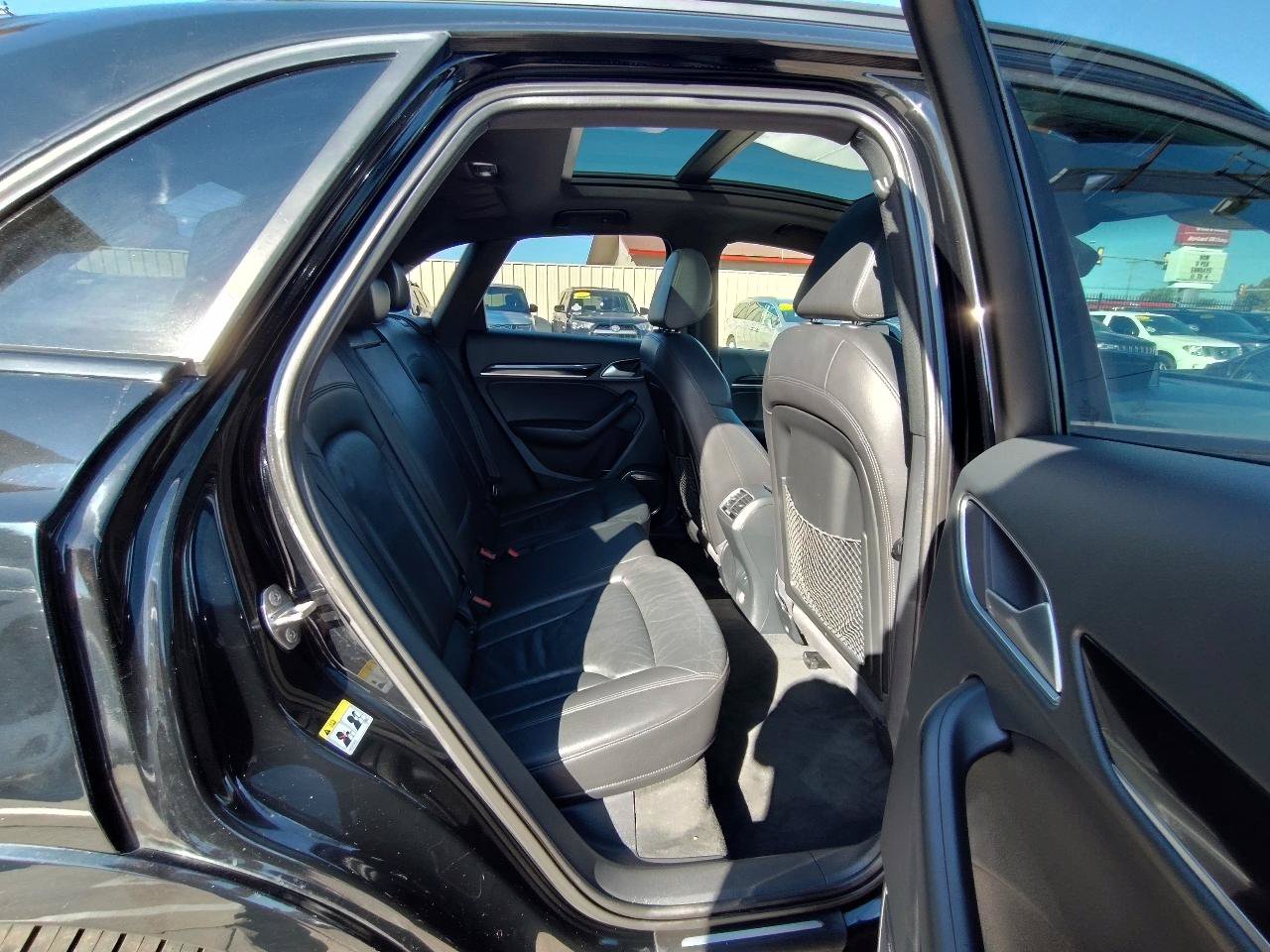 Used 2018 Audi Q3 2.0T Premium Plus FWD image 38