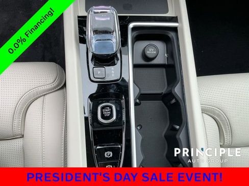 New 2026 Volvo XC60 B5 Ultra w/ Protection Package Premier image 20