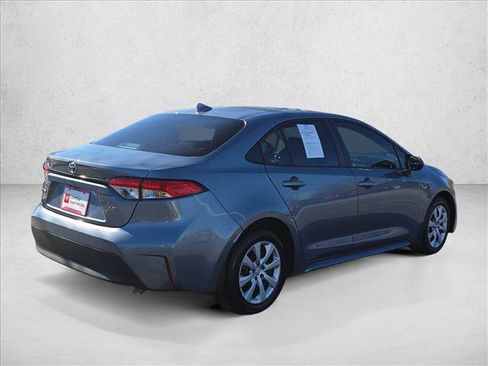 Certified 2025 Toyota Corolla LE image 5