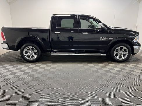 Used 2014 RAM 1500 Laramie w/ Convenience Group image 4