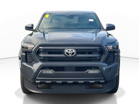 Used 2024 Toyota Tacoma SR5 AWD/4WD image 2