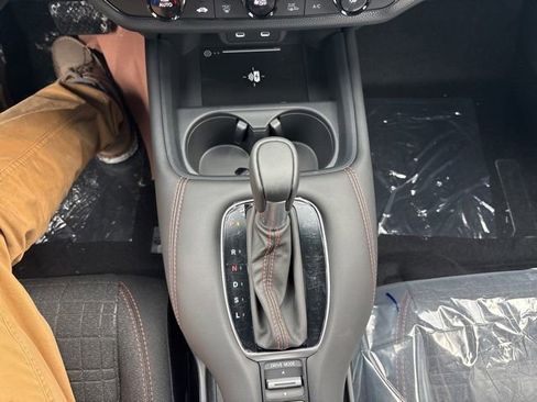 New 2026 Honda HR-V Sport image 16