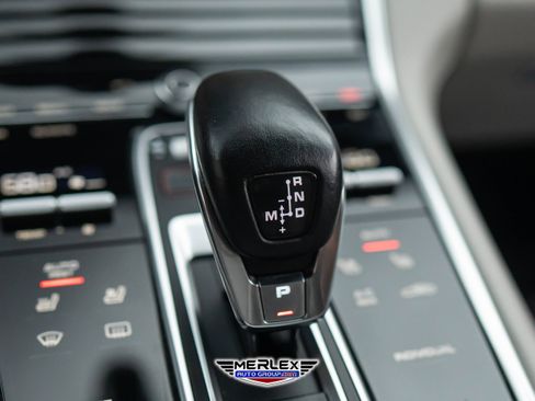 Used 2018 Porsche Panamera 4S w/ Premium Package Plus image 36