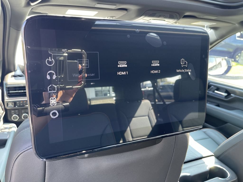 New 2026 GMC Yukon XL AT4 w/ AT4 Premium Plus Package AWD/4WD image 36