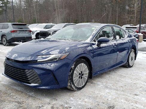 New 2026 Toyota Camry XLE image 3