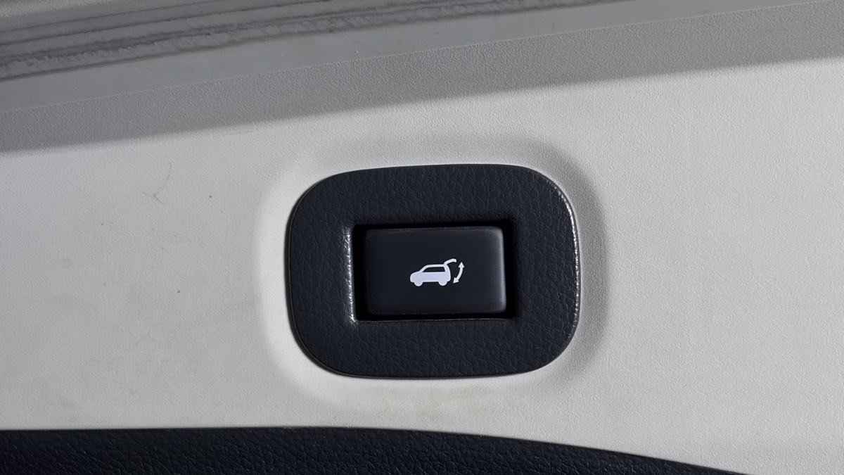 Used 2019 Nissan Rogue SV AWD/4WD image 31
