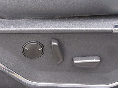 Used 2024 Ford F350 Lariat w/ Lariat Ultimate Package image 24