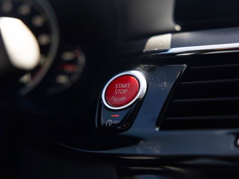 Used 2019 BMW M5 w/ Executive Package image 48