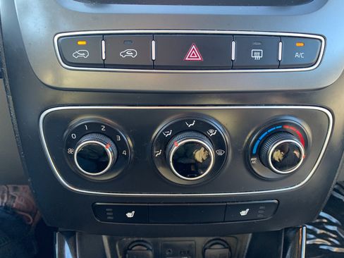 Used 2014 Kia Sorento LX image 22