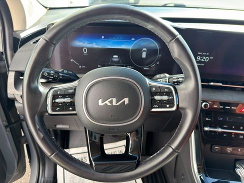 Used 2024 Kia Carnival SX FWD image 15