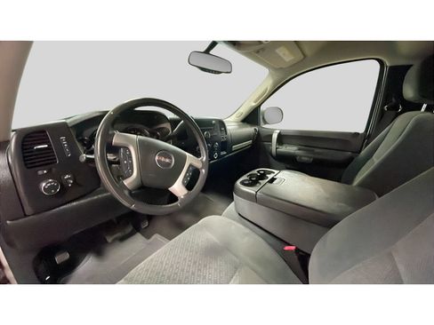 Used 2008 GMC Sierra 1500 SLE w/ Z71 Off-Road Package RWD image 12